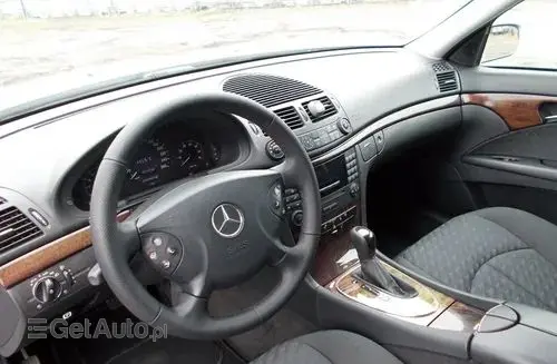 MERCEDES-BENZ Klasa E 
