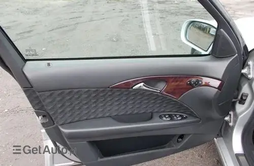 MERCEDES-BENZ Klasa E 