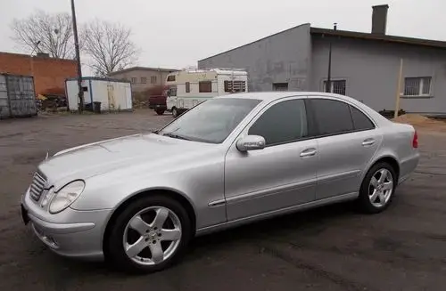 MERCEDES-BENZ Klasa E 