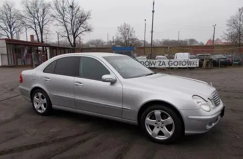 MERCEDES-BENZ Klasa E 