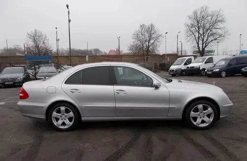 MERCEDES-BENZ Klasa E 