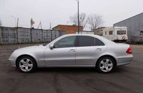 MERCEDES-BENZ Klasa E 