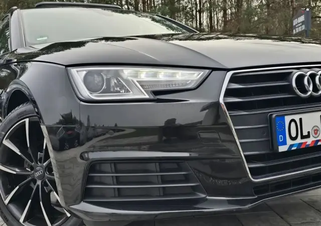 AUDI A4 Avant 2.0 TDI S tronic