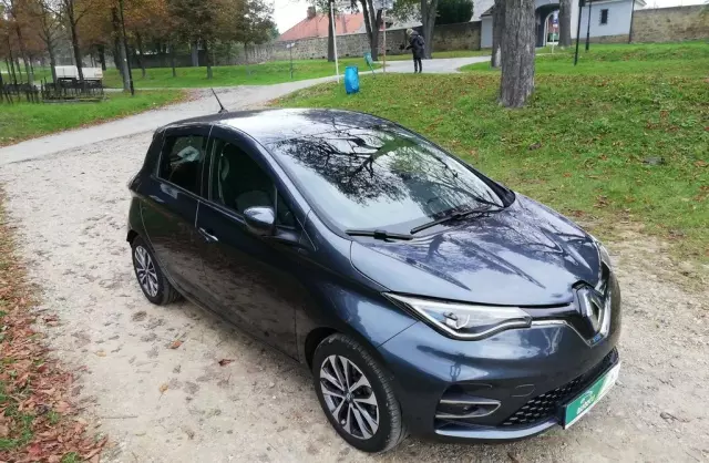 RENAULT Zoe 