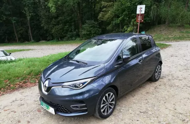 RENAULT Zoe 