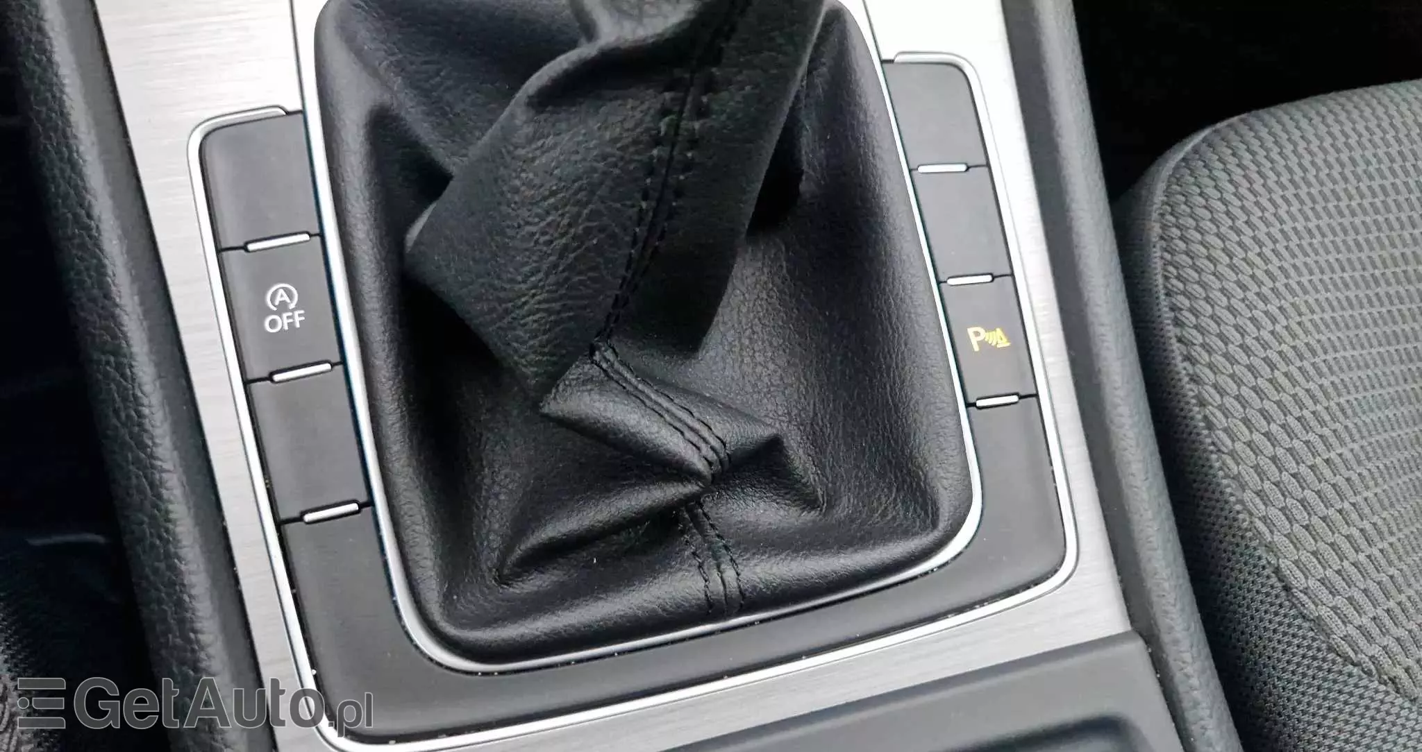 VOLKSWAGEN Golf VII 1.6 TDI BMT Comfortline