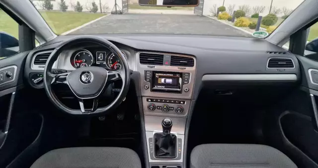 VOLKSWAGEN Golf VII 1.6 TDI BMT Comfortline