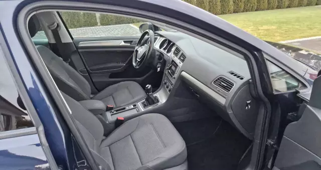 VOLKSWAGEN Golf VII 1.6 TDI BMT Comfortline