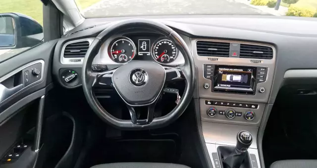 VOLKSWAGEN Golf VII 1.6 TDI BMT Comfortline