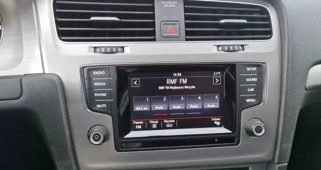 VOLKSWAGEN Golf VII 1.6 TDI BMT Comfortline