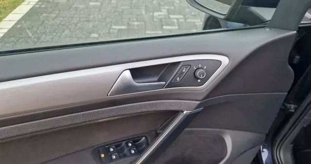 VOLKSWAGEN Golf VII 1.6 TDI BMT Comfortline