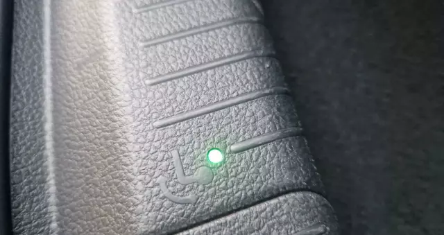 VOLKSWAGEN Golf VII 1.6 TDI BMT Comfortline