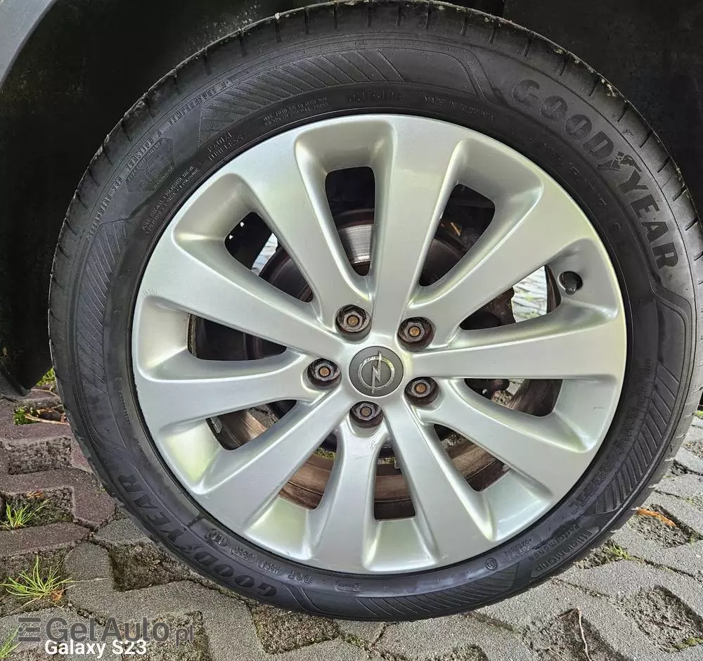 OPEL Astra IV 1.4 T Cosmo