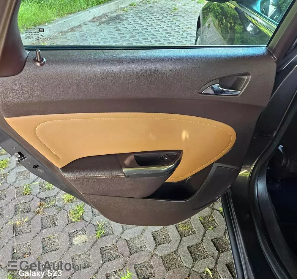 OPEL Astra IV 1.4 T Cosmo