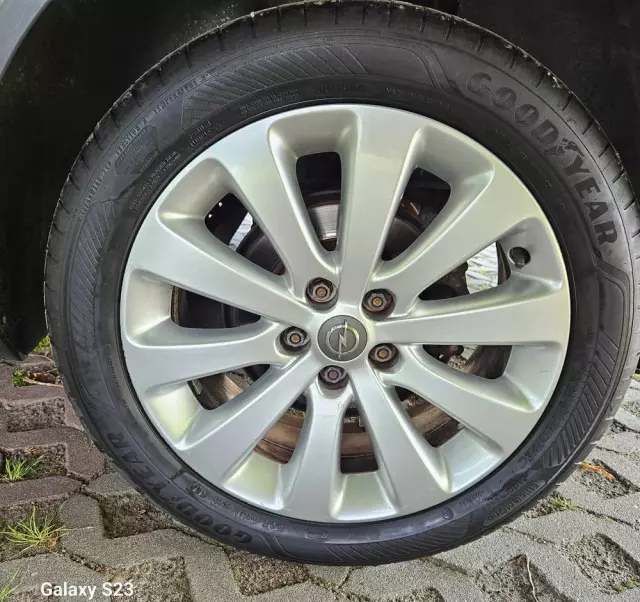 OPEL Astra IV 1.4 T Cosmo