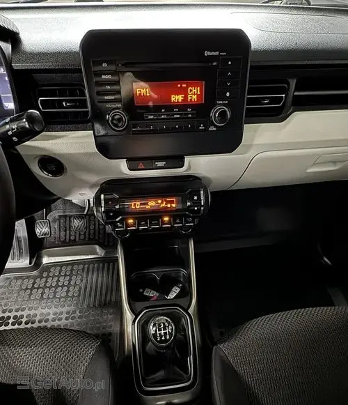 SUZUKI Ignis 