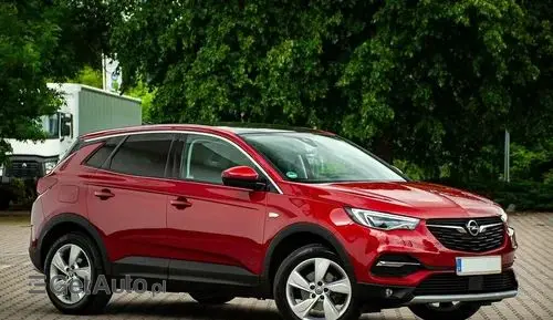OPEL Grandland 