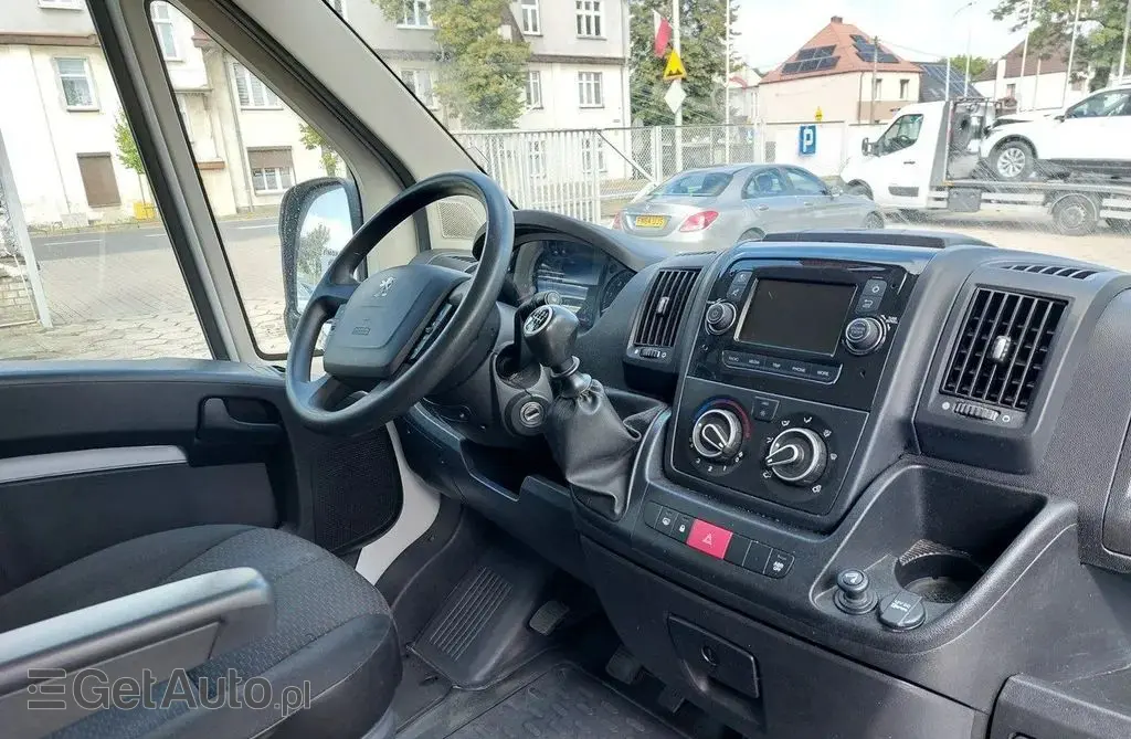 PEUGEOT Boxer 