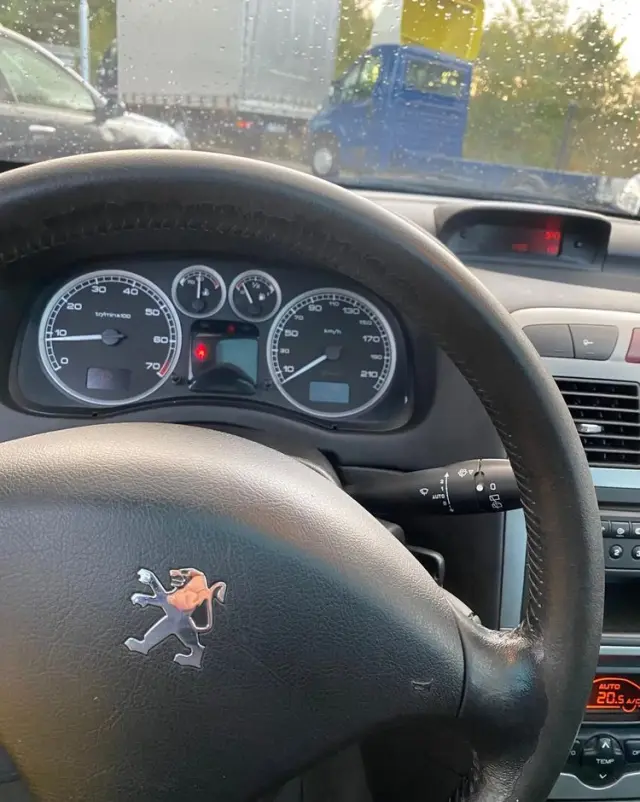 PEUGEOT 307 SW 140 Automatik Premium