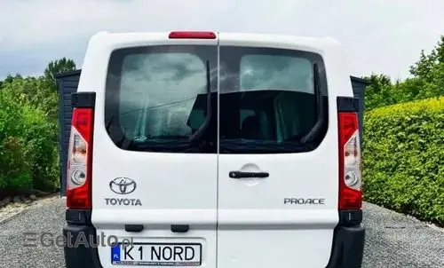 TOYOTA Proace 
