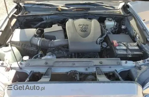 TOYOTA Tacoma 