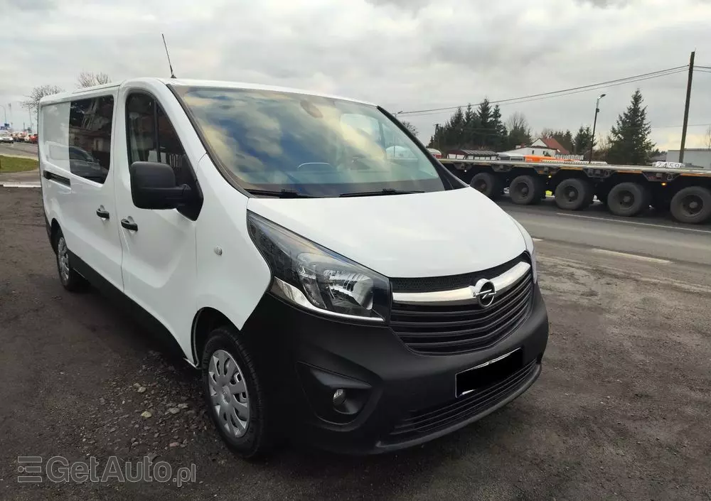 OPEL Vivaro 
