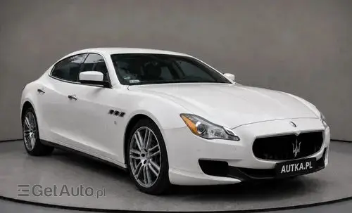 MASERATI Quattroporte 