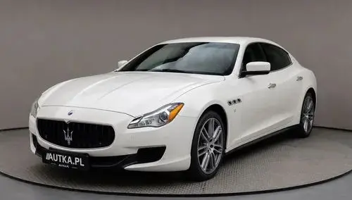 MASERATI Quattroporte 
