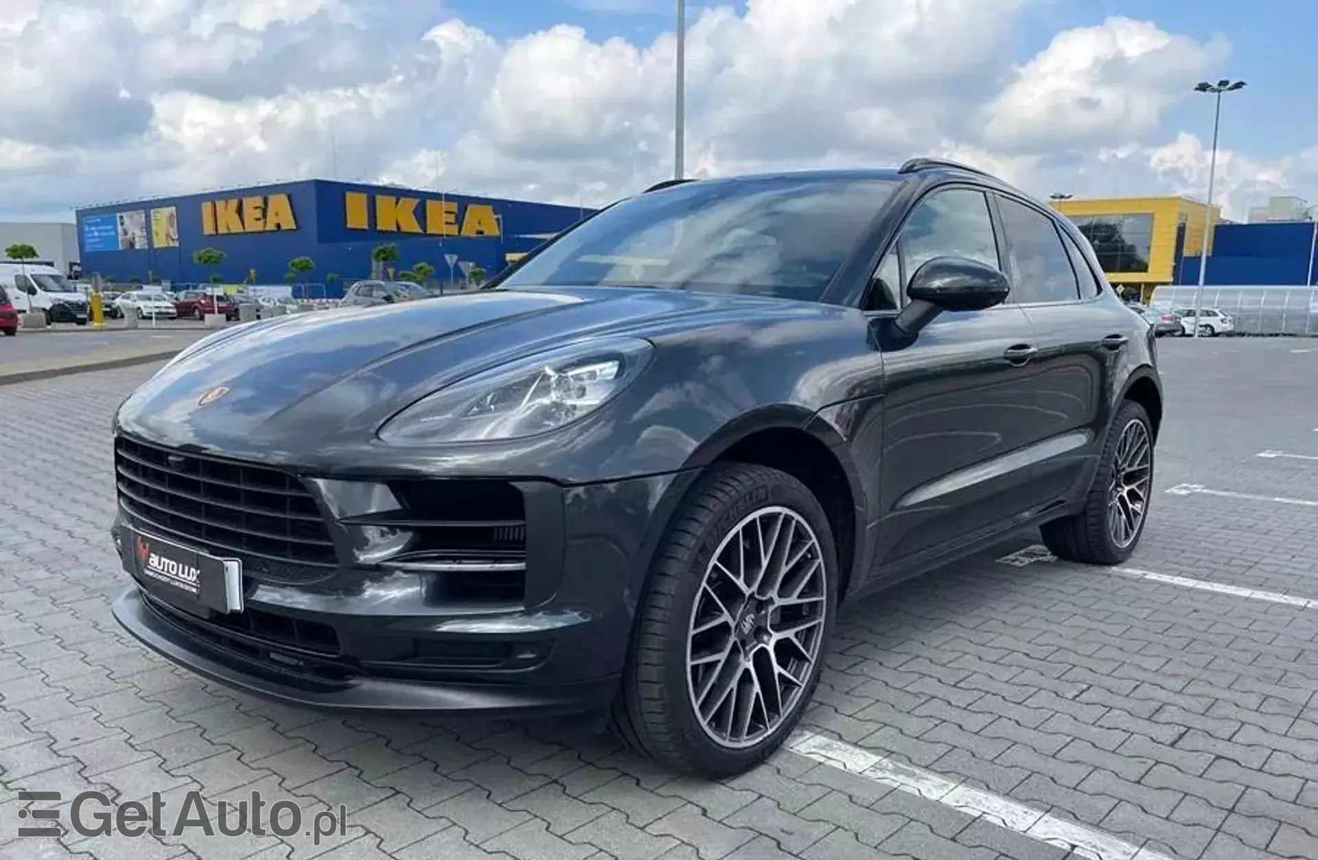 PORSCHE Macan 