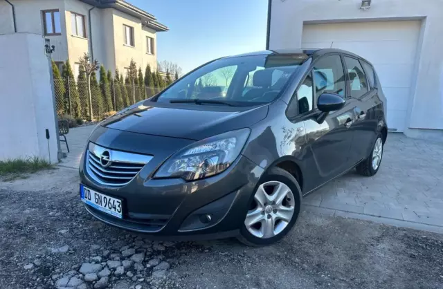 OPEL Meriva 