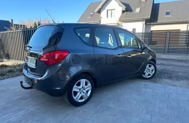 OPEL Meriva 