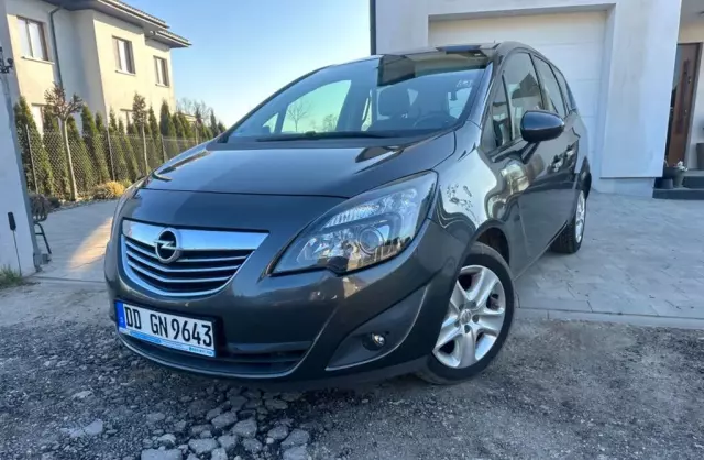 OPEL Meriva 