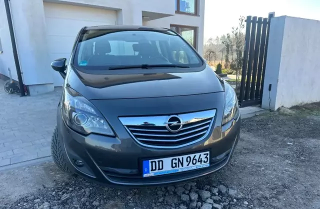 OPEL Meriva 