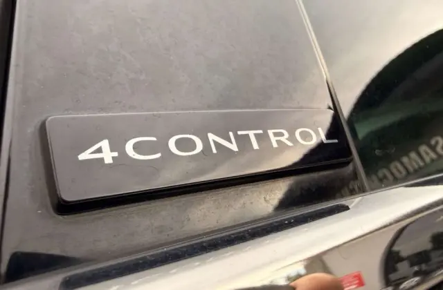 RENAULT Espace Energy dCi 160 EDC Initiale Paris