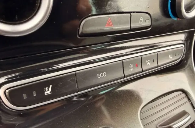 RENAULT Espace Energy dCi 160 EDC Initiale Paris