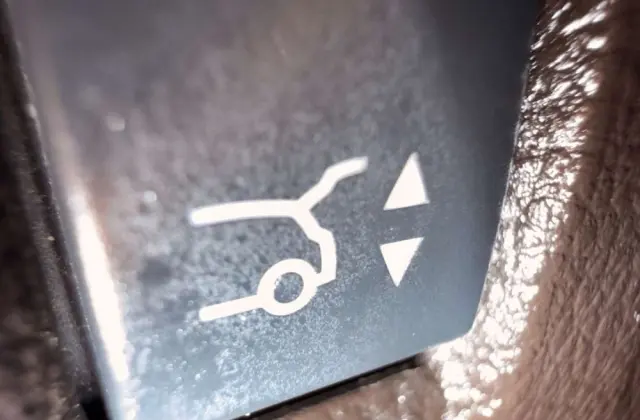 RENAULT Espace Energy dCi 160 EDC Initiale Paris