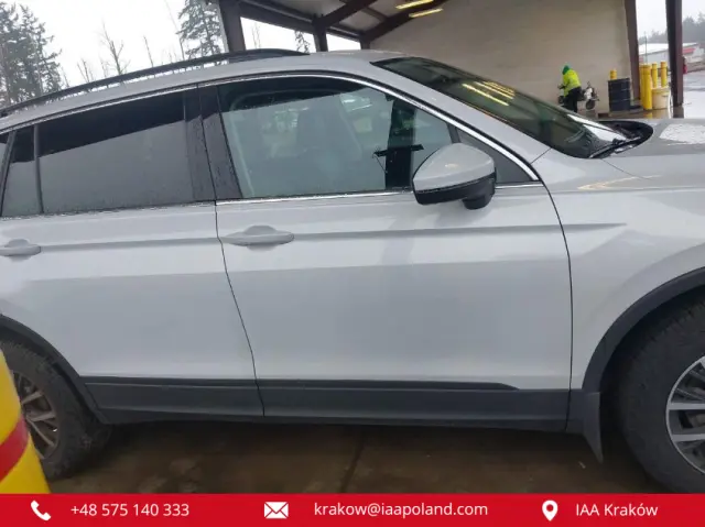 VOLKSWAGEN Tiguan SE 4MOTION