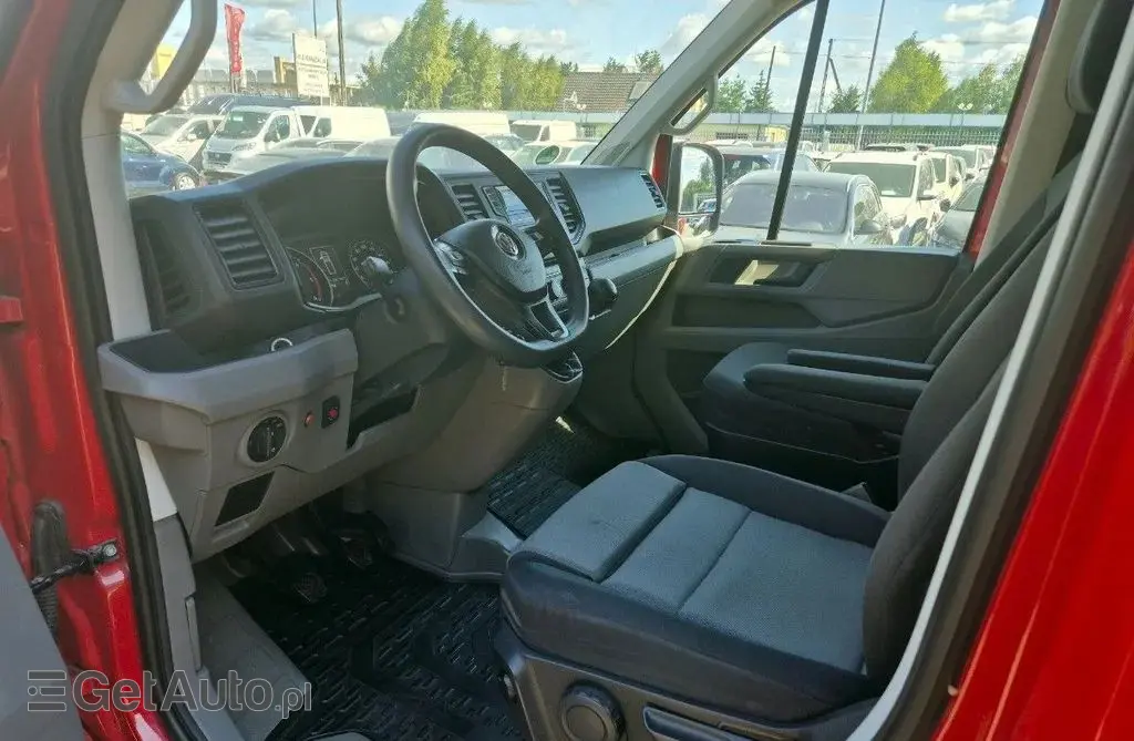 VOLKSWAGEN Crafter 