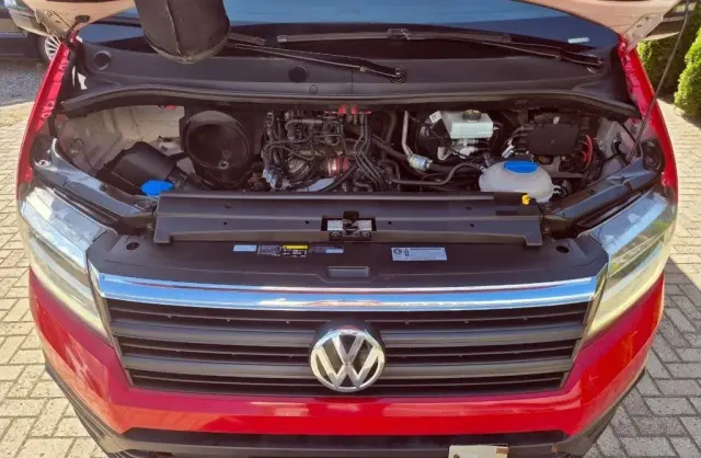 VOLKSWAGEN Crafter 