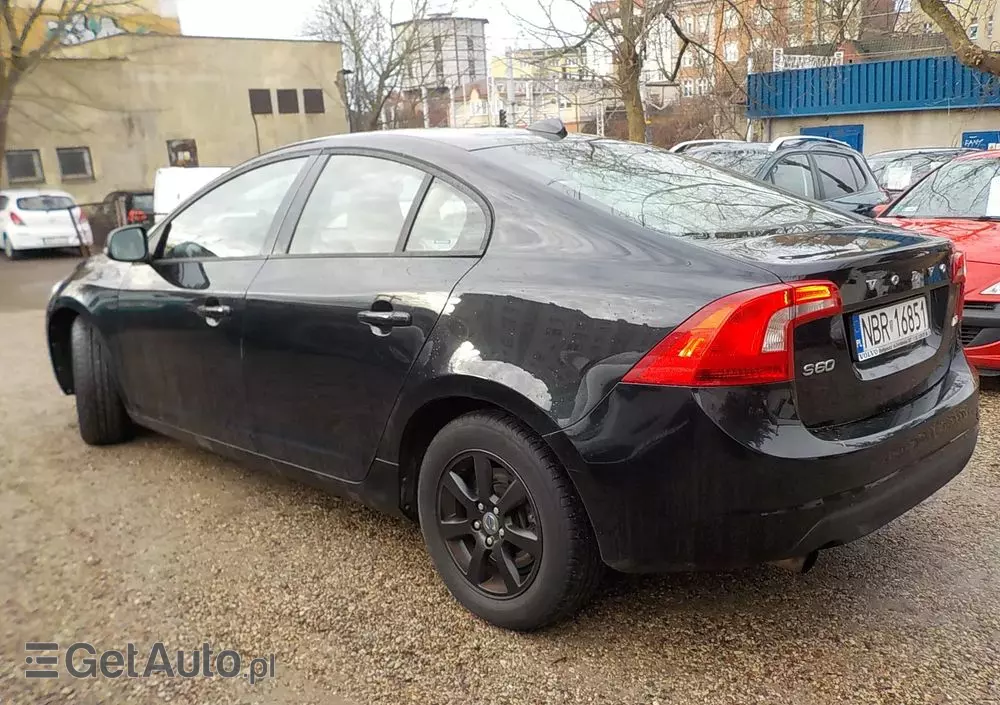 VOLVO S60 D3 Momentum
