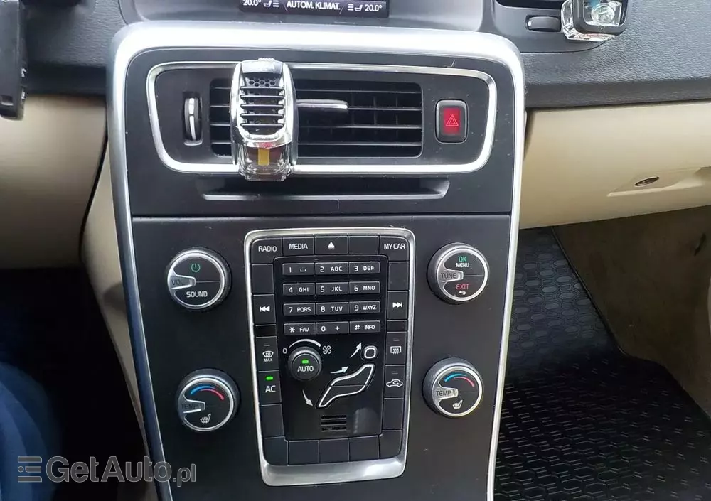 VOLVO S60 D3 Momentum