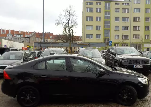 VOLVO S60 D3 Momentum