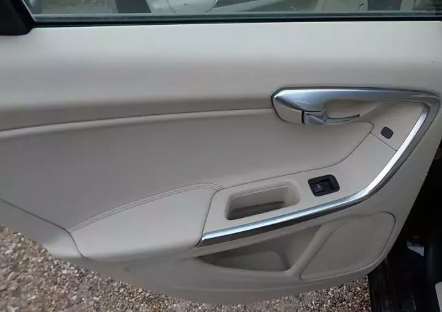 VOLVO S60 D3 Momentum