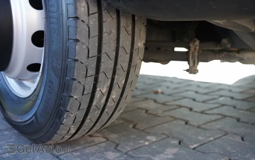 IVECO DAILY 70-180 / PODNOŚNIK KOSZOWY - 16 m / BLASZAK + ZWYŻKA  ELEVATEUR / 200 kg 