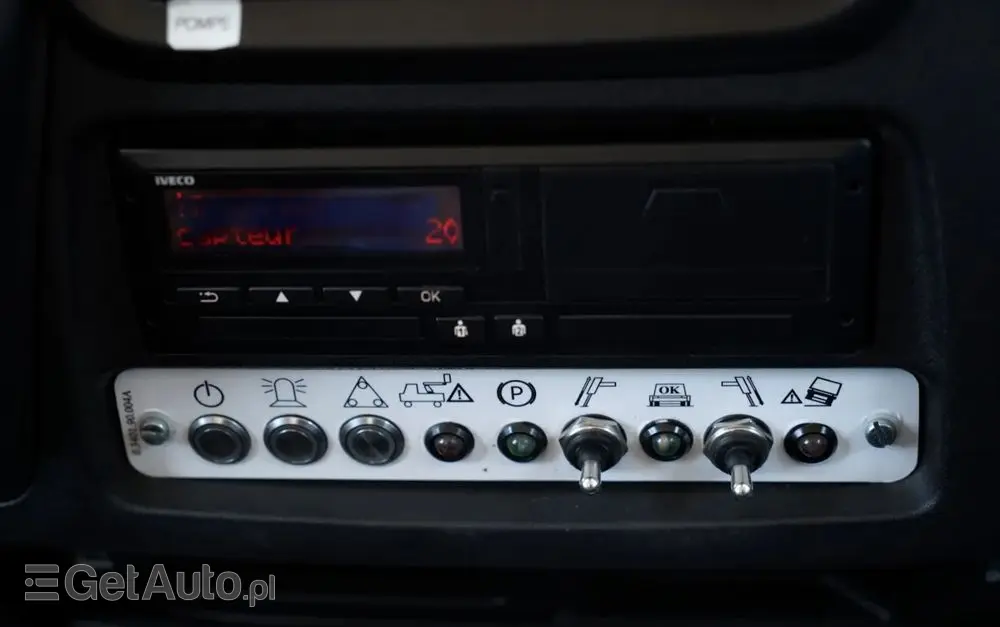 IVECO DAILY 70-180 / PODNOŚNIK KOSZOWY - 16 m / BLASZAK + ZWYŻKA  ELEVATEUR / 200 kg 