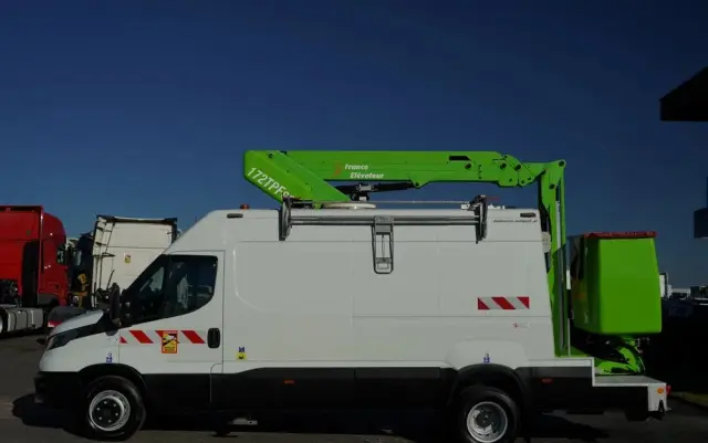 IVECO DAILY 70-180 / PODNOŚNIK KOSZOWY - 16 m / BLASZAK + ZWYŻKA  ELEVATEUR / 200 kg 