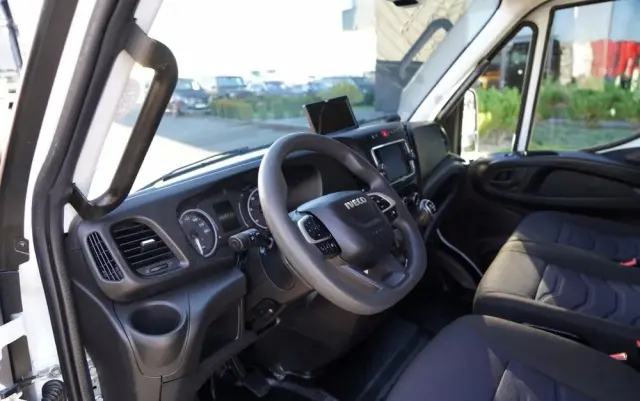 IVECO DAILY 70-180 / PODNOŚNIK KOSZOWY - 16 m / BLASZAK + ZWYŻKA  ELEVATEUR / 200 kg 