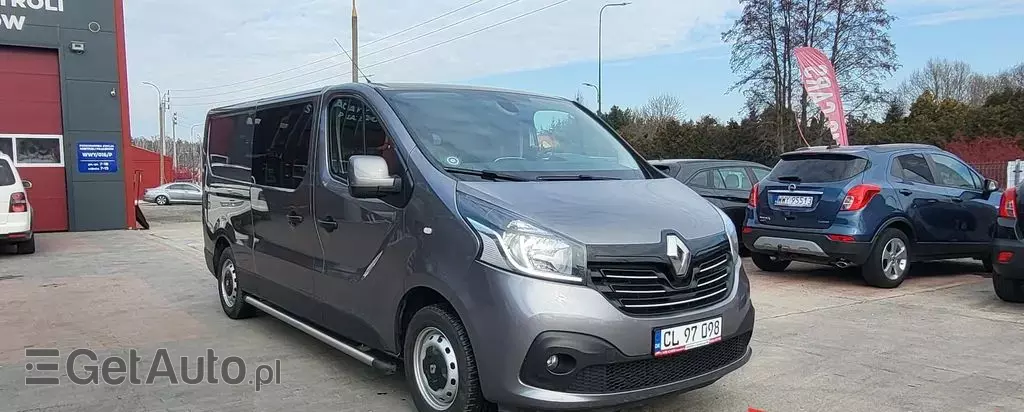 RENAULT Trafic 