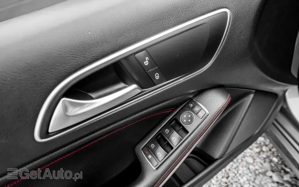 MERCEDES-BENZ Klasa A 250 (BlueEFFICIENCY) 7G-DCT AMG Sport