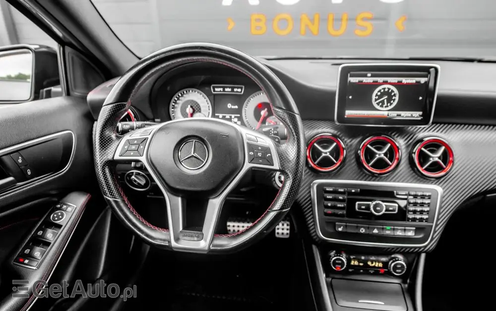 MERCEDES-BENZ Klasa A 250 (BlueEFFICIENCY) 7G-DCT AMG Sport